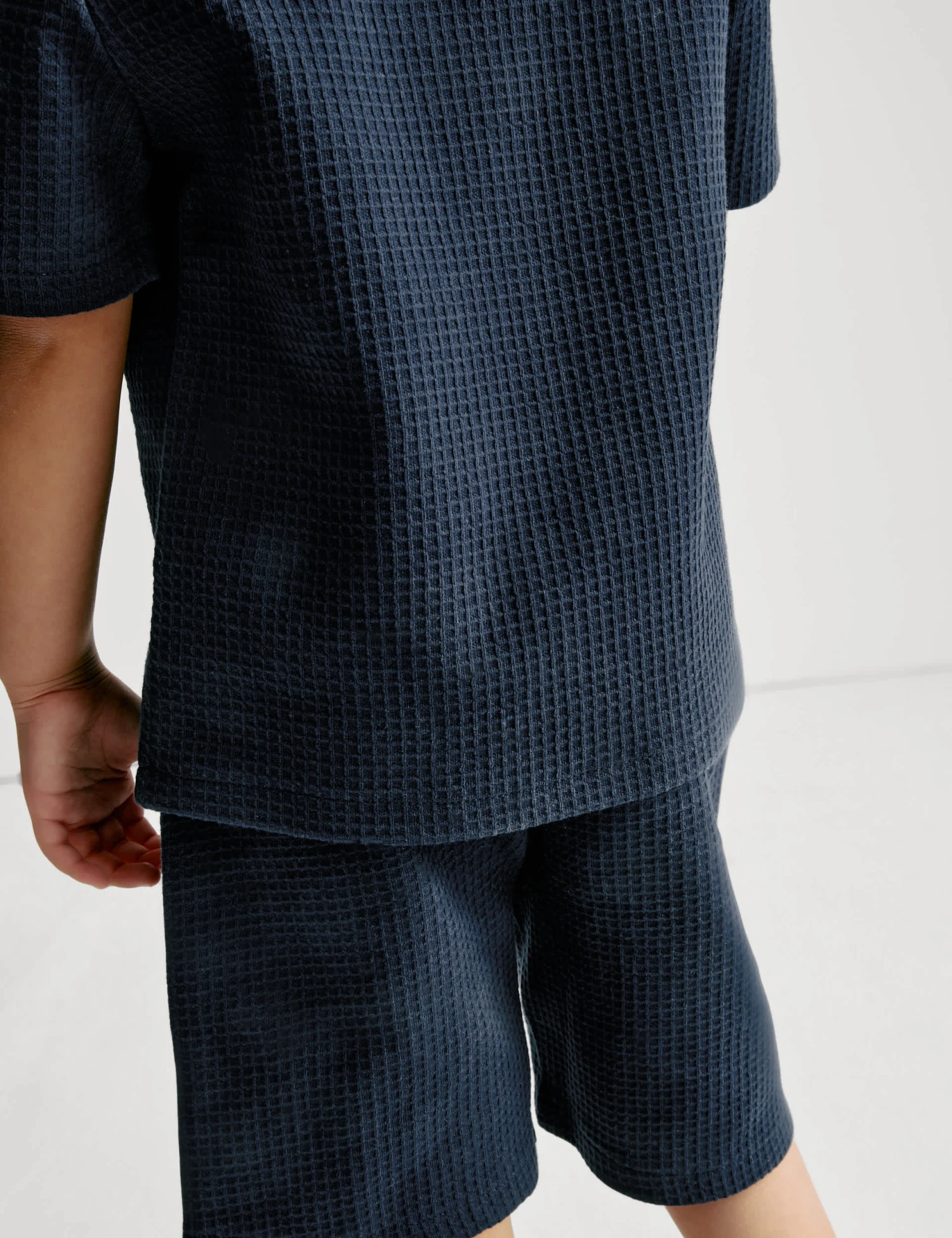 2pc Pure Cotton Waffle Shirt And Short Set (2-8 Yrs) 6 2pc Pure Cotton Waffle Shirt And Short Set (2-8 Yrs) - Image 4