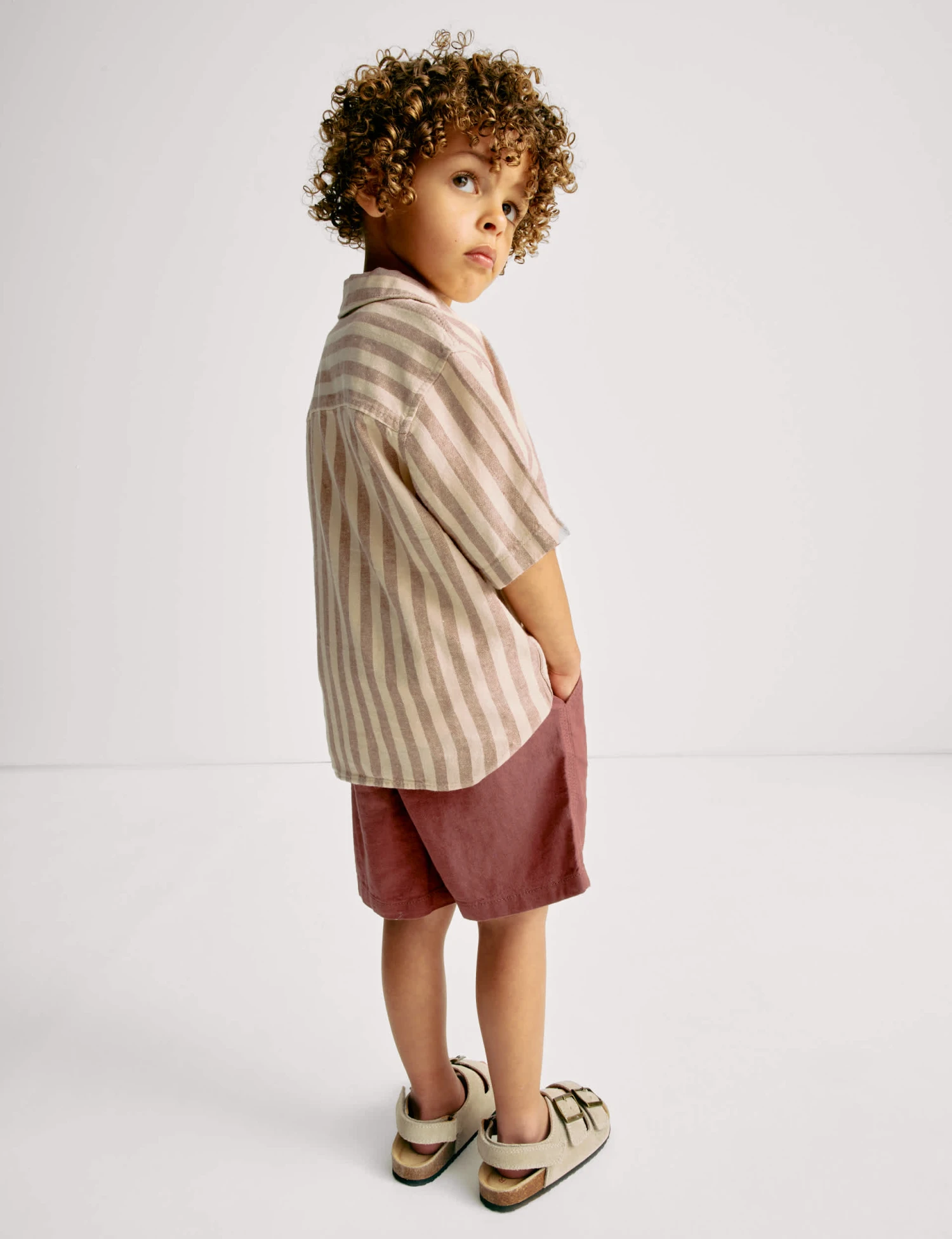3pc Linen Top & Bottom Outfit (2-8 Yrs) 7 3pc Linen Top & Bottom Outfit (2-8 Yrs) - Image 5