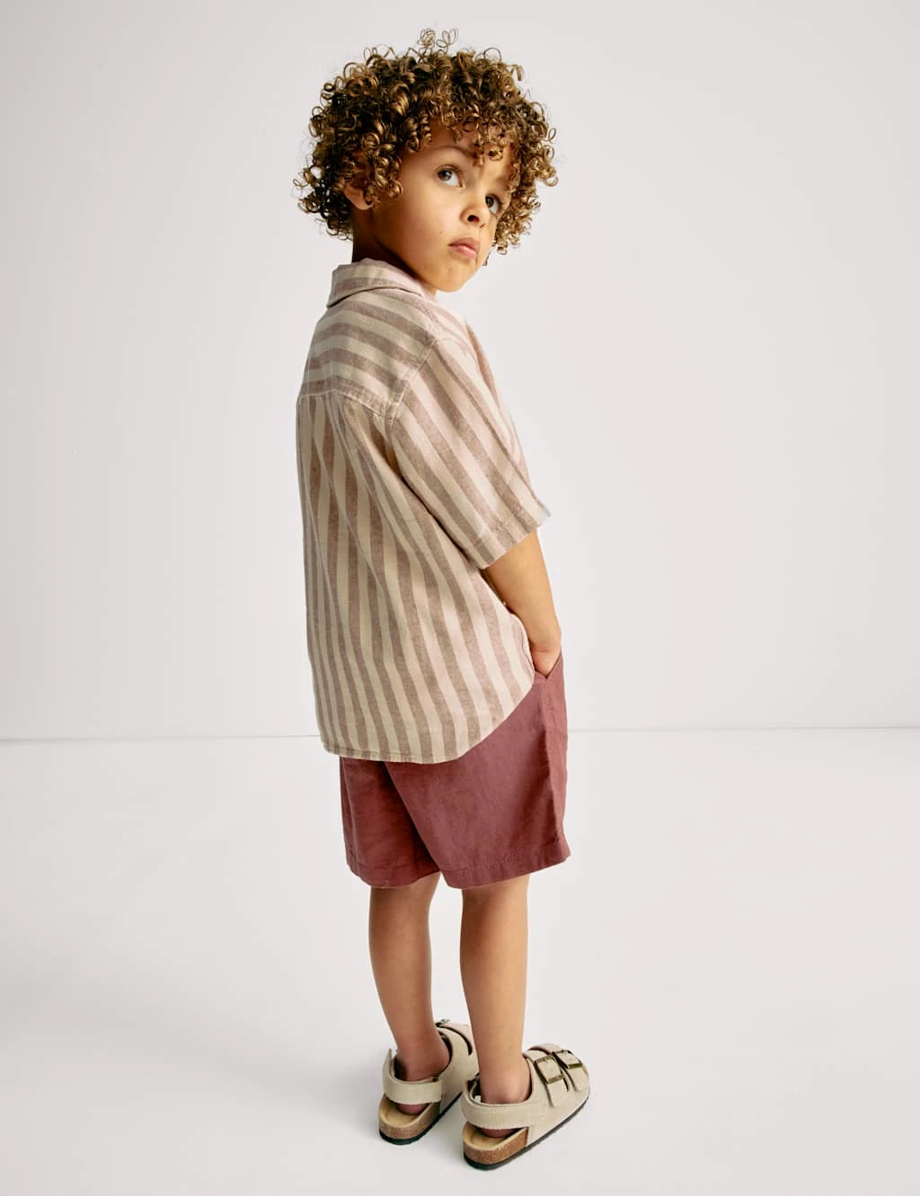 3pc Linen Top & Bottom Outfit (2-8 Yrs) 11 3pc Linen Top & Bottom Outfit (2-8 Yrs) - Image 9