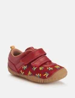 Baby Leather Digger Riptape Pram Shoes (3 Small - 5 Small) 16 Baby Leather Digger Riptape Pram Shoes (3 Small - 5 Small) -School Uniform Store Baby Leather Digger Riptape Pram Shoes 3 Small 5 Small 1 2