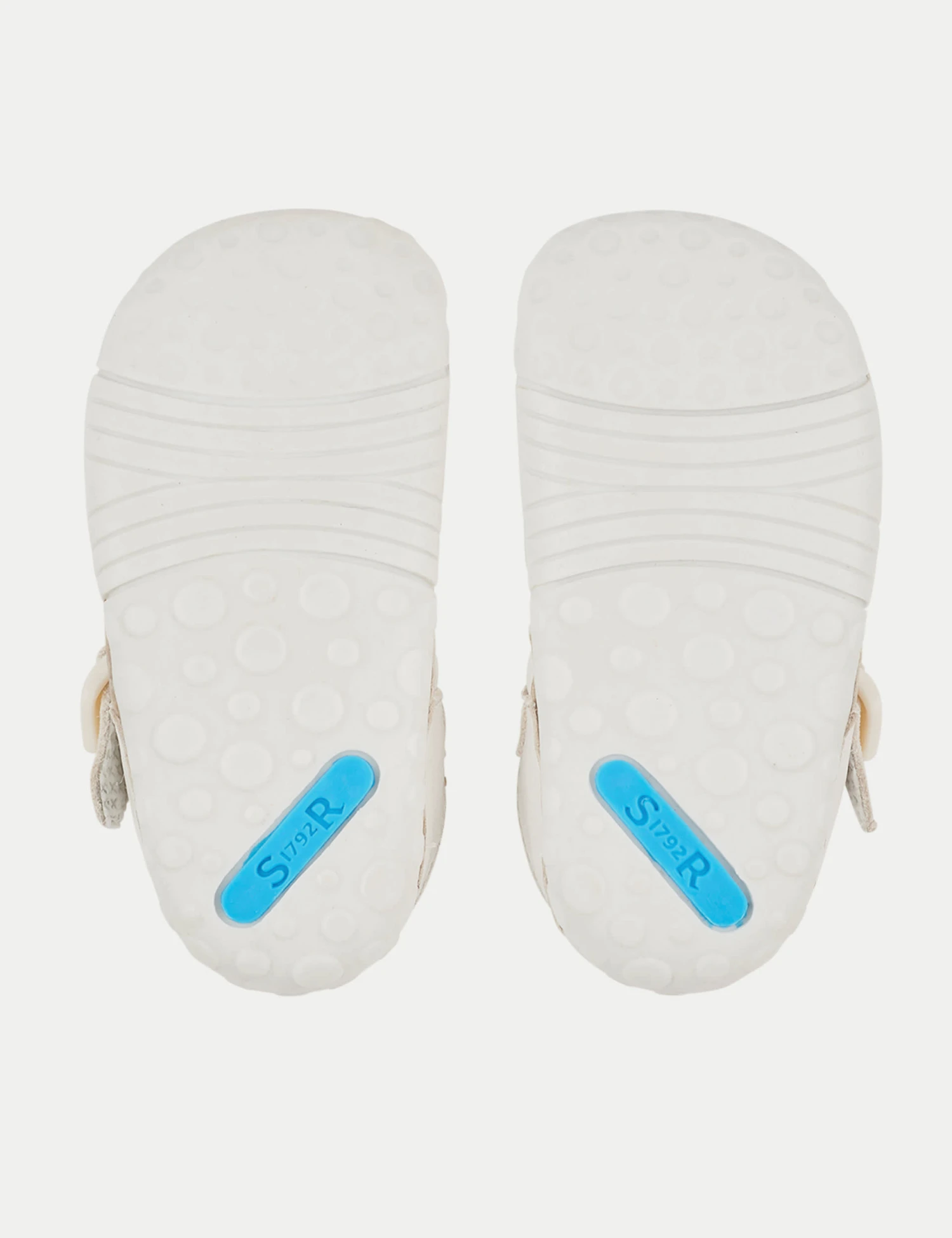 Baby Leather T-Bar Pram Shoes (2 Small - 5 Small) 8 Baby Leather T-Bar Pram Shoes (2 Small - 5 Small) - Image 6