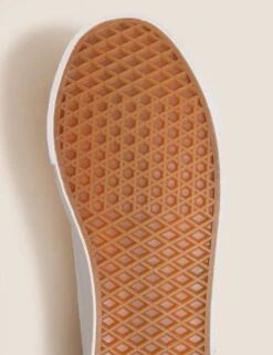 Freshfeet Rainbow Riptape Trainer (13 Small - 6 Large) -School Uniform Store SD 04 T72 2370G Z0 X EC 3