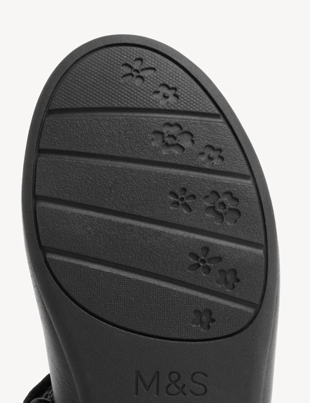 Kids’ Leather Freshfeet™ Bow School Shoes (8 Small - 2 Large) 5 Kids’ Leather Freshfeet™ Bow School Shoes (8 Small - 2 Large) - Image 3