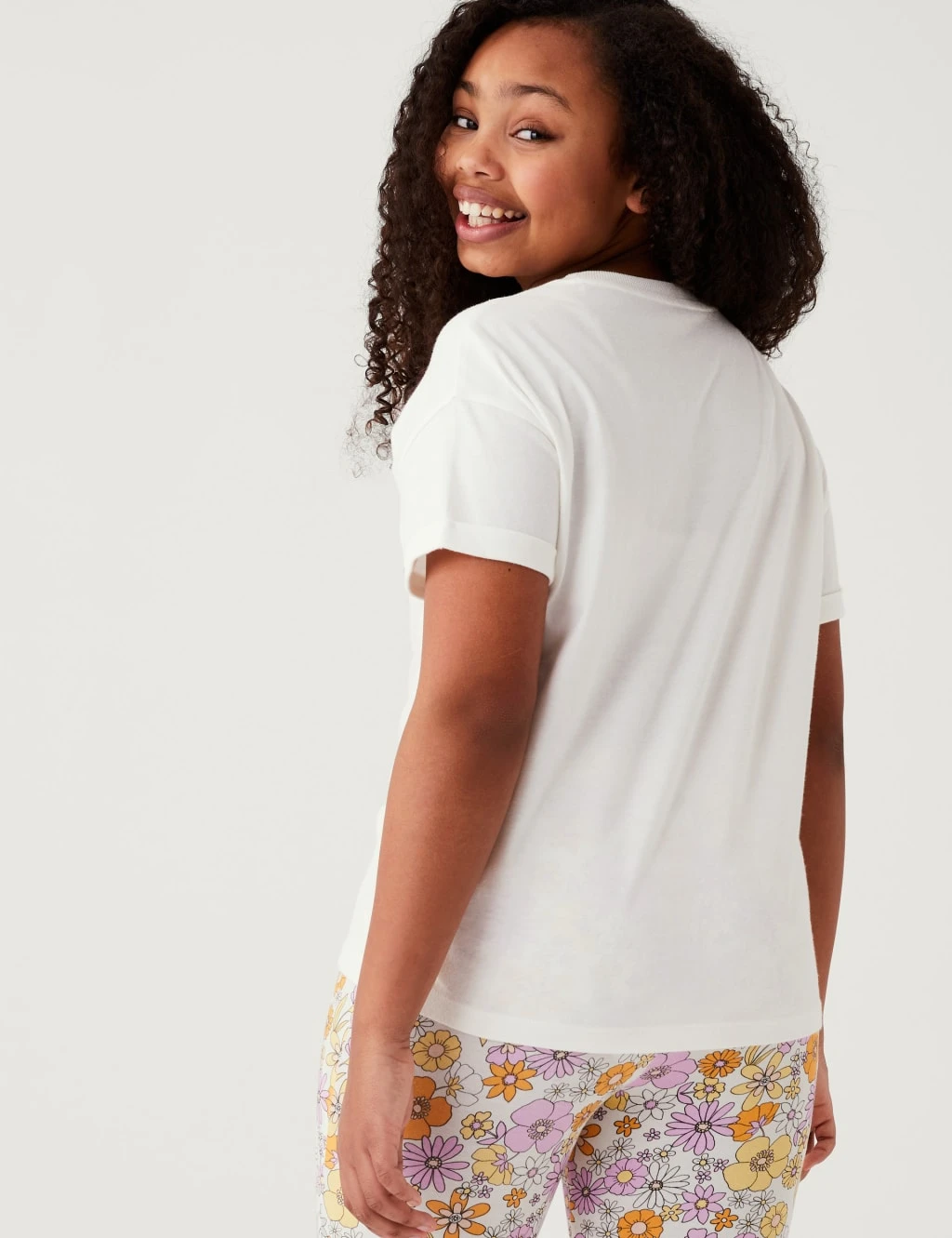 Pure Cotton Rainbow T-Shirt (6-16 Yrs) 5 Pure Cotton Rainbow T-Shirt (6-16 Yrs) - Image 3