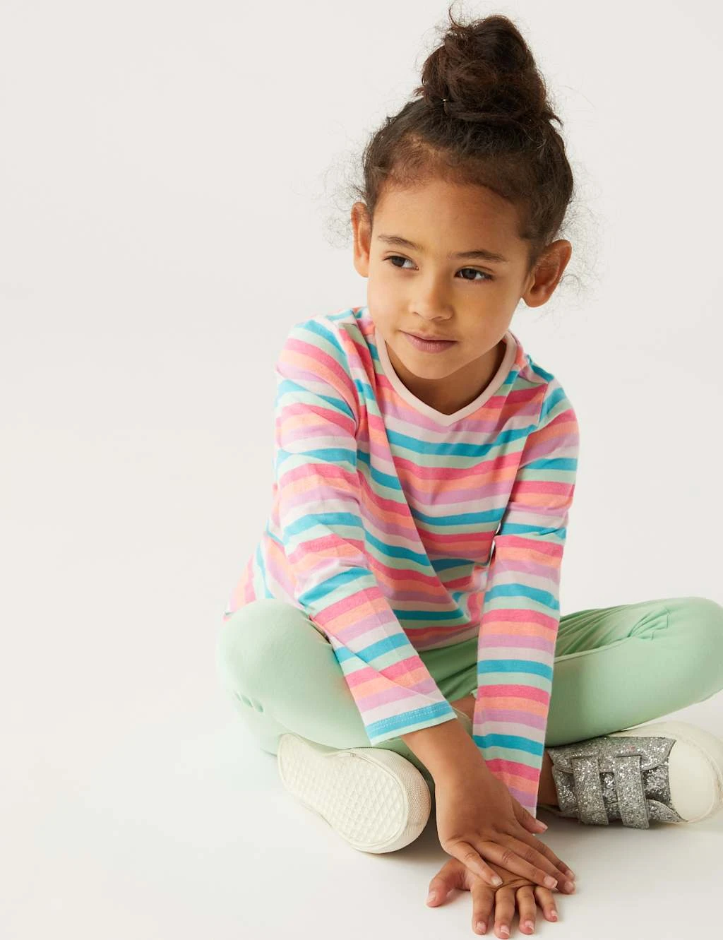 5pk Pure Cotton Rainbow Tops (2-8 Yrs) 4 5pk Pure Cotton Rainbow Tops (2-8 Yrs) - Image 3