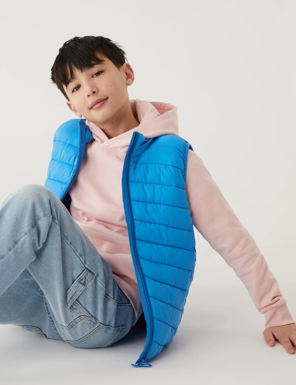 Lightweight Padded Gilet (6-16 Yrs) 3 Lightweight Padded Gilet (6-16 Yrs)