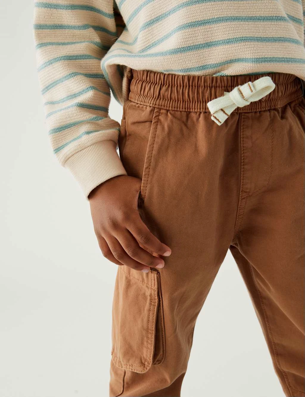 Pure Cotton Cargo Trousers (2-8 Yrs) 6 Pure Cotton Cargo Trousers (2-8 Yrs) - Image 4