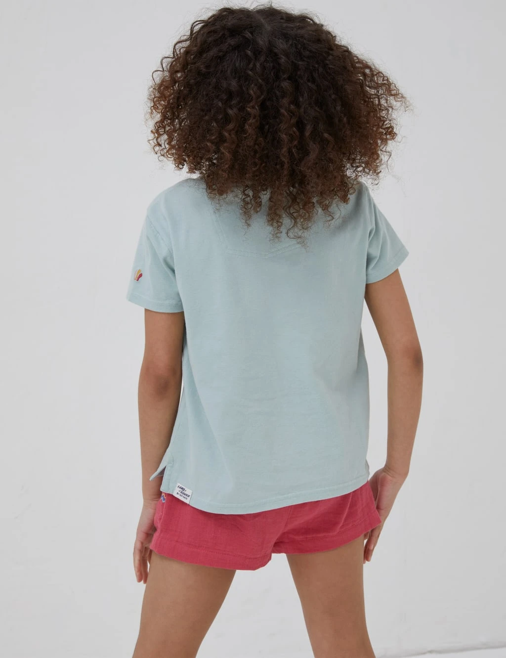 Pure Cotton Land Rover™ Graphic T-Shirt (3-13 Yrs) 6 Pure Cotton Land Rover™ Graphic T-Shirt (3-13 Yrs) - Image 4