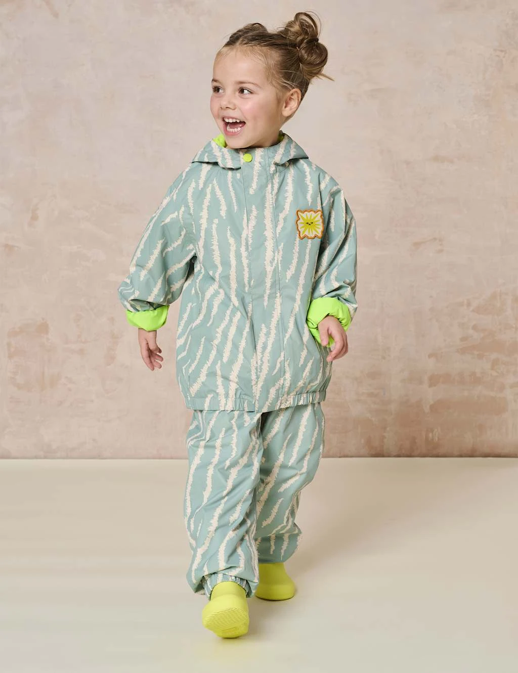 Printed Raincoat (2-8 Yrs) 8 Printed Raincoat (2-8 Yrs) - Image 6