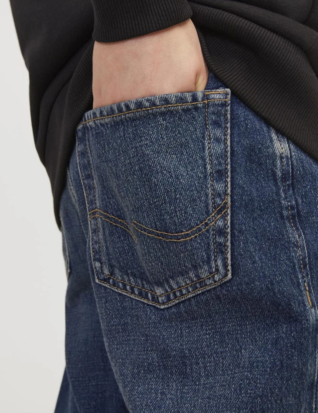 Jack & Jones Junior Relaxed Pure Cotton Denim Jeans (8-16 Yrs) 12 Jack & Jones Junior Relaxed Pure Cotton Denim Jeans (8-16 Yrs) - Image 10